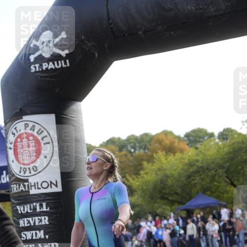 13.09.2026 - Stadtparktriathlon Patografie http://msf.ph/oto/10255631 13.09.2026 11:27:36 Ziel 336, 354, 460 meine-sportfotos.de