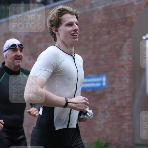 13.09.2026 - Stadtparktriathlon Mo-Foto http://msf.ph/oto/10255652 13.09.2026 10:33:59 Schwimmen 510, 514, 524, 562 meine-sportfotos.de