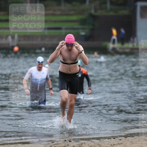 13.09.2026 - Stadtparktriathlon Mo-Foto http://msf.ph/oto/10255657 13.09.2026 10:34:05 Schwimmen 472, 508, 514 meine-sportfotos.de