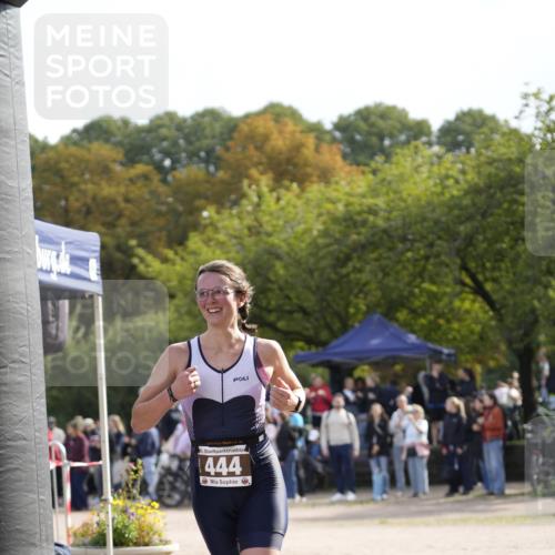 13.09.2026 - Stadtparktriathlon Patografie http://msf.ph/oto/10255658 13.09.2026 11:28:29 Ziel 444 meine-sportfotos.de