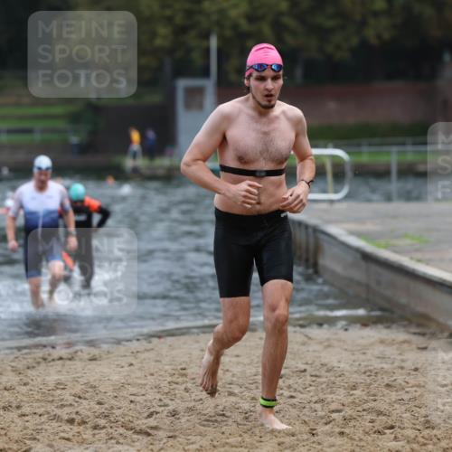 13.09.2026 - Stadtparktriathlon Mo-Foto http://msf.ph/oto/10255681 13.09.2026 10:34:09 Schwimmen 472, 508, 514 meine-sportfotos.de
