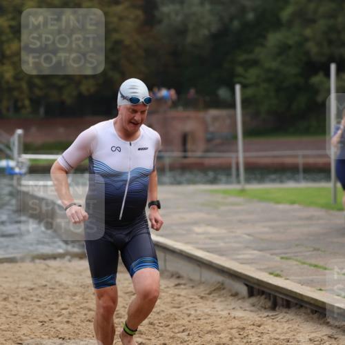 13.09.2026 - Stadtparktriathlon Mo-Foto http://msf.ph/oto/10255705 13.09.2026 10:34:16 Schwimmen 472, 508 meine-sportfotos.de