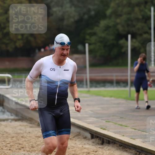 13.09.2026 - Stadtparktriathlon Mo-Foto http://msf.ph/oto/10255708 13.09.2026 10:34:16 Schwimmen 472, 508 meine-sportfotos.de