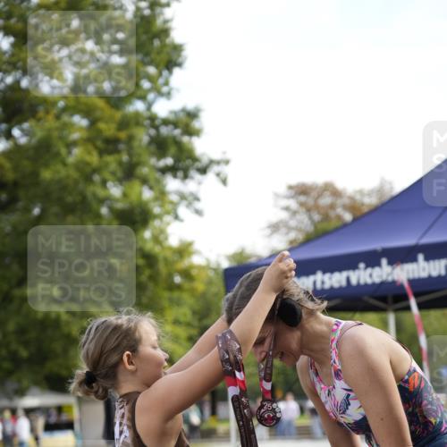 13.09.2026 - Stadtparktriathlon Patografie http://msf.ph/oto/10255717 13.09.2026 11:29:21 Ziel 433, 447 meine-sportfotos.de