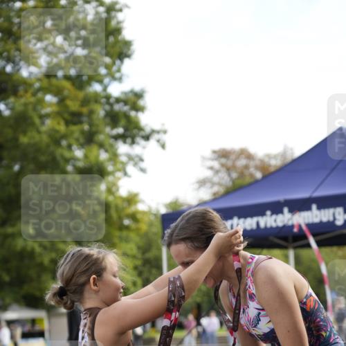 13.09.2026 - Stadtparktriathlon Patografie http://msf.ph/oto/10255720 13.09.2026 11:29:21 Ziel 433, 447 meine-sportfotos.de