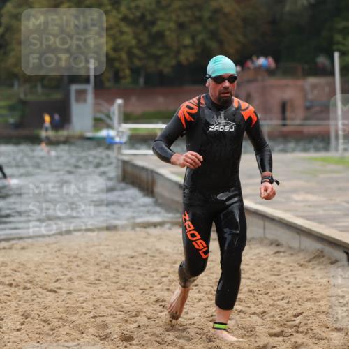 13.09.2026 - Stadtparktriathlon Mo-Foto http://msf.ph/oto/10255725 13.09.2026 10:34:20 Schwimmen 472, 508 meine-sportfotos.de