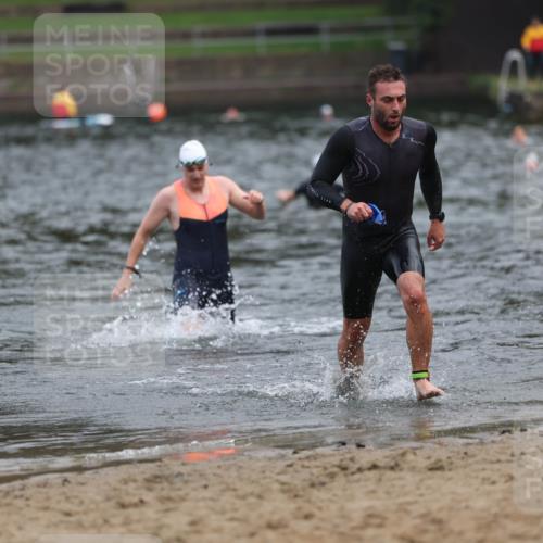 13.09.2026 - Stadtparktriathlon Mo-Foto http://msf.ph/oto/10255732 13.09.2026 10:34:32 Schwimmen 496, 556 meine-sportfotos.de