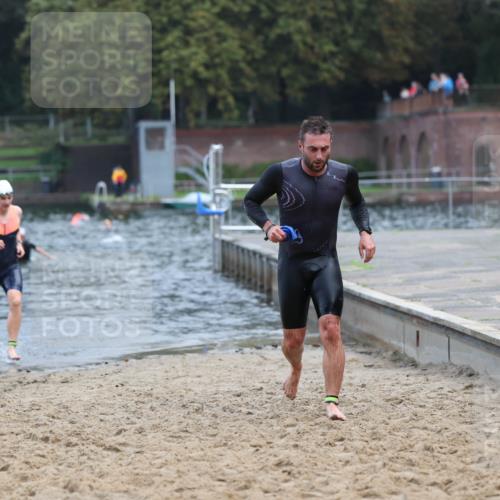 13.09.2026 - Stadtparktriathlon Mo-Foto http://msf.ph/oto/10255738 13.09.2026 10:34:35 Schwimmen 496, 556 meine-sportfotos.de