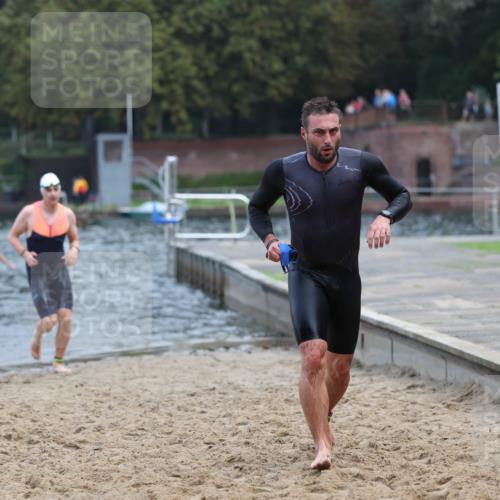 13.09.2026 - Stadtparktriathlon Mo-Foto http://msf.ph/oto/10255745 13.09.2026 10:34:36 Schwimmen 496, 556 meine-sportfotos.de