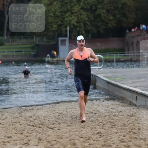 13.09.2026 - Stadtparktriathlon Mo-Foto http://msf.ph/oto/10255750 13.09.2026 10:34:38 Schwimmen 496, 556 meine-sportfotos.de