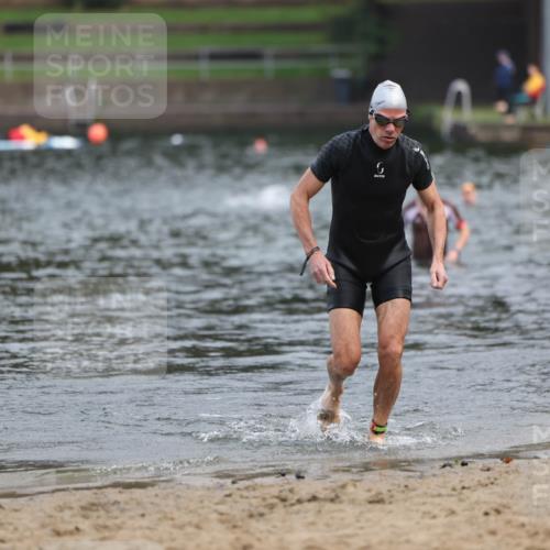 13.09.2026 - Stadtparktriathlon Mo-Foto http://msf.ph/oto/10255766 13.09.2026 10:34:56 Schwimmen 482 meine-sportfotos.de