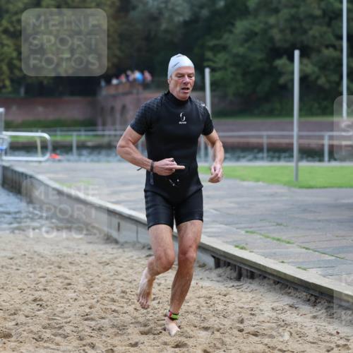 13.09.2026 - Stadtparktriathlon Mo-Foto http://msf.ph/oto/10255780 13.09.2026 10:35:01 Schwimmen 482 meine-sportfotos.de