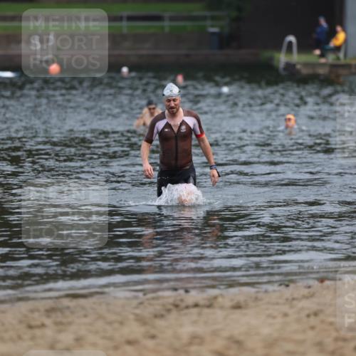13.09.2026 - Stadtparktriathlon Mo-Foto http://msf.ph/oto/10255795 13.09.2026 10:35:08 Schwimmen 469 meine-sportfotos.de