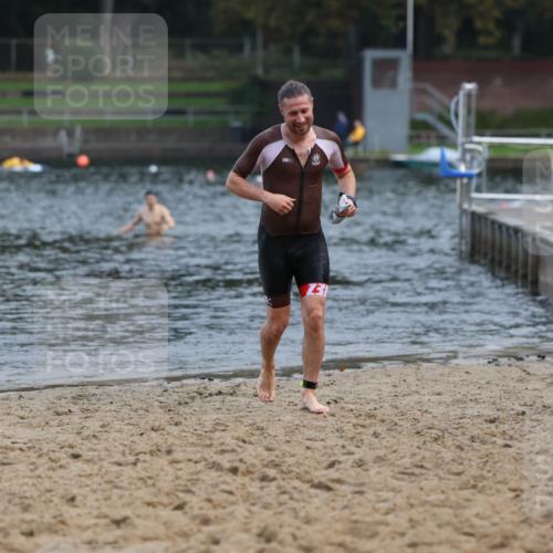 13.09.2026 - Stadtparktriathlon Mo-Foto http://msf.ph/oto/10255831 13.09.2026 10:35:17 Schwimmen 469 meine-sportfotos.de