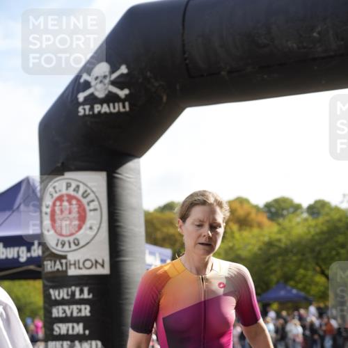 13.09.2026 - Stadtparktriathlon Patografie http://msf.ph/oto/10255845 13.09.2026 11:30:57 Ziel 405, 406 meine-sportfotos.de