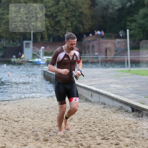 13.09.2026 - Stadtparktriathlon Mo-Foto http://msf.ph/oto/10255850 13.09.2026 10:35:20 Schwimmen 469 meine-sportfotos.de