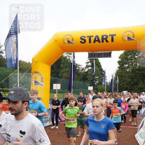13.09.2026 - Airport Race Dennis Weichert http://msf.ph/oto/10255866 13.09.2026 10:01:01 Laufen  meine-sportfotos.de