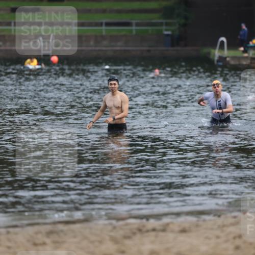 13.09.2026 - Stadtparktriathlon Mo-Foto http://msf.ph/oto/10255870 13.09.2026 10:35:27 Schwimmen  meine-sportfotos.de