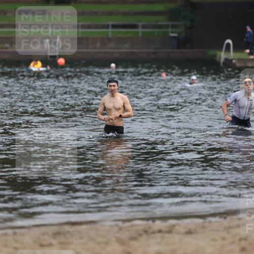 13.09.2026 - Stadtparktriathlon Mo-Foto http://msf.ph/oto/10255874 13.09.2026 10:35:28 Schwimmen  meine-sportfotos.de