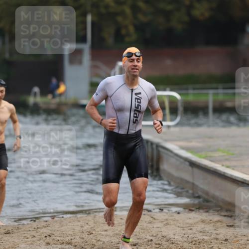 13.09.2026 - Stadtparktriathlon Mo-Foto http://msf.ph/oto/10255910 13.09.2026 10:35:41 Schwimmen 519, 531 meine-sportfotos.de