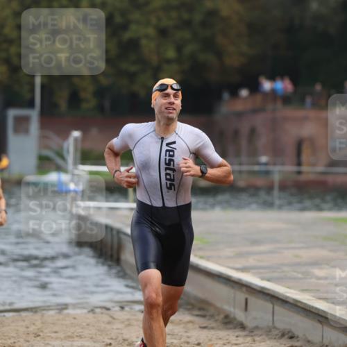 13.09.2026 - Stadtparktriathlon Mo-Foto http://msf.ph/oto/10255916 13.09.2026 10:35:42 Schwimmen 519, 531 meine-sportfotos.de