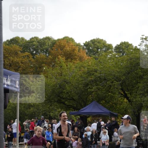 13.09.2026 - Stadtparktriathlon Patografie http://msf.ph/oto/10255917 13.09.2026 11:32:08 Ziel 527 meine-sportfotos.de