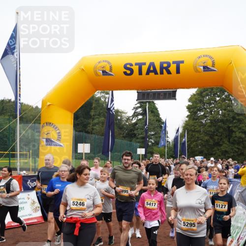 13.09.2026 - Airport Race Dennis Weichert http://msf.ph/oto/10255918 13.09.2026 10:01:05 Laufen  meine-sportfotos.de