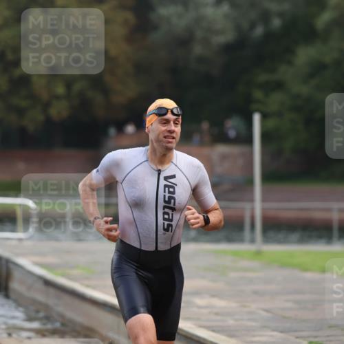 13.09.2026 - Stadtparktriathlon Mo-Foto http://msf.ph/oto/10255921 13.09.2026 10:35:43 Schwimmen 519, 531 meine-sportfotos.de