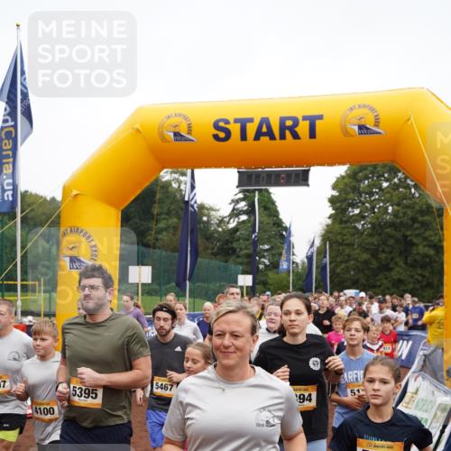 13.09.2026 - Airport Race Dennis Weichert http://msf.ph/oto/10255928 13.09.2026 10:01:06 Laufen  meine-sportfotos.de