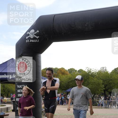 13.09.2026 - Stadtparktriathlon Patografie http://msf.ph/oto/10255932 13.09.2026 11:32:13 Ziel 527 meine-sportfotos.de
