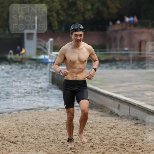 13.09.2026 - Stadtparktriathlon Mo-Foto http://msf.ph/oto/10255941 13.09.2026 10:35:46 Schwimmen 519, 531 meine-sportfotos.de