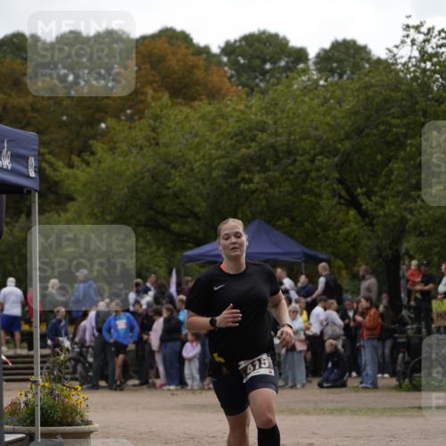 13.09.2026 - Stadtparktriathlon Patografie http://msf.ph/oto/10255942 13.09.2026 11:32:31 Ziel 415 meine-sportfotos.de