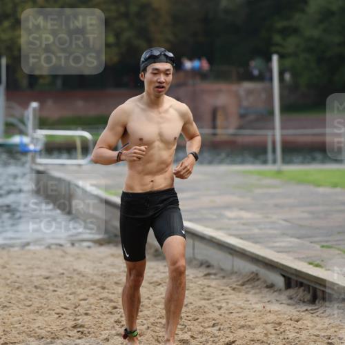 13.09.2026 - Stadtparktriathlon Mo-Foto http://msf.ph/oto/10255949 13.09.2026 10:35:47 Schwimmen 519, 531 meine-sportfotos.de