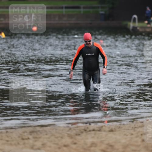 13.09.2026 - Stadtparktriathlon Mo-Foto http://msf.ph/oto/10255975 13.09.2026 10:35:57 Schwimmen 581 meine-sportfotos.de
