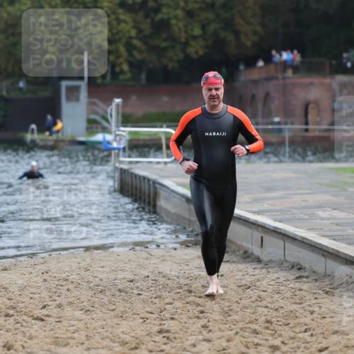 13.09.2026 - Stadtparktriathlon Mo-Foto http://msf.ph/oto/10255987 13.09.2026 10:36:07 Schwimmen 581 meine-sportfotos.de