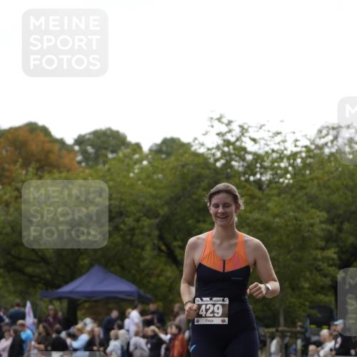 13.09.2026 - Stadtparktriathlon Patografie http://msf.ph/oto/10255992 13.09.2026 11:33:19 Ziel 429 meine-sportfotos.de