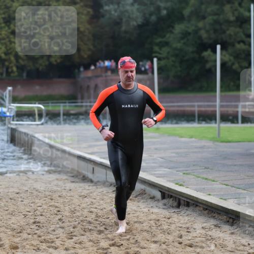 13.09.2026 - Stadtparktriathlon Mo-Foto http://msf.ph/oto/10255993 13.09.2026 10:36:08 Schwimmen 581 meine-sportfotos.de