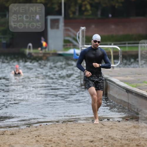 13.09.2026 - Stadtparktriathlon Mo-Foto http://msf.ph/oto/10256012 13.09.2026 10:36:26 Schwimmen 467 meine-sportfotos.de