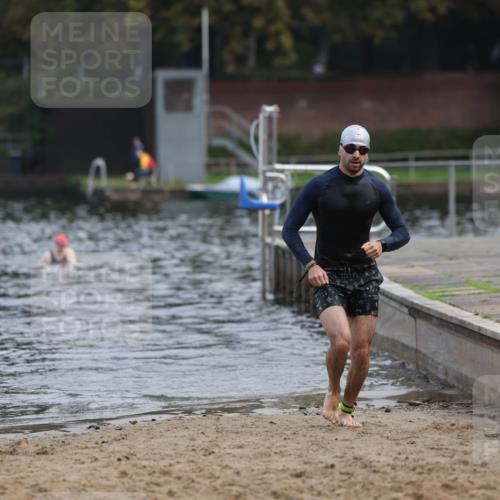 13.09.2026 - Stadtparktriathlon Mo-Foto http://msf.ph/oto/10256016 13.09.2026 10:36:27 Schwimmen 467 meine-sportfotos.de