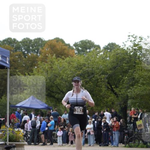 13.09.2026 - Stadtparktriathlon Patografie http://msf.ph/oto/10256021 13.09.2026 11:33:58 Ziel 343, 383, 488, 499, 540 meine-sportfotos.de