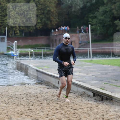 13.09.2026 - Stadtparktriathlon Mo-Foto http://msf.ph/oto/10256024 13.09.2026 10:36:29 Schwimmen 467 meine-sportfotos.de