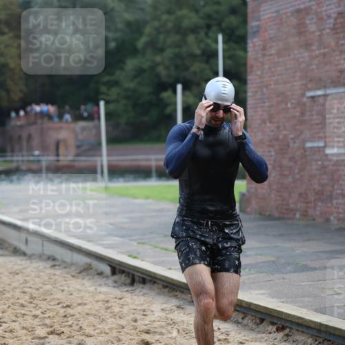 13.09.2026 - Stadtparktriathlon Mo-Foto http://msf.ph/oto/10256033 13.09.2026 10:36:30 Schwimmen 467 meine-sportfotos.de