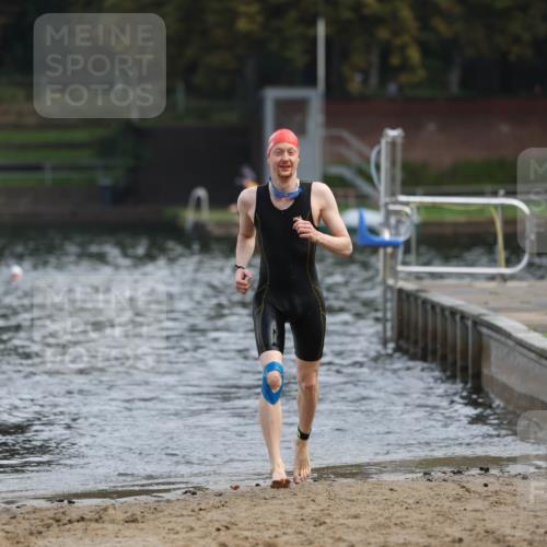 13.09.2026 - Stadtparktriathlon Mo-Foto http://msf.ph/oto/10256047 13.09.2026 10:36:49 Schwimmen 497 meine-sportfotos.de