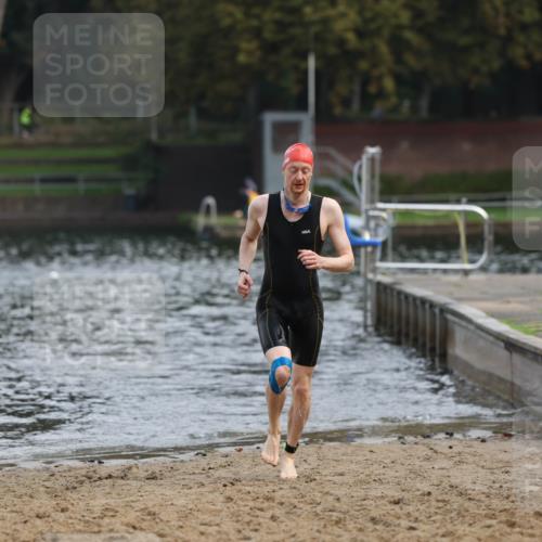 13.09.2026 - Stadtparktriathlon Mo-Foto http://msf.ph/oto/10256050 13.09.2026 10:36:50 Schwimmen 497 meine-sportfotos.de