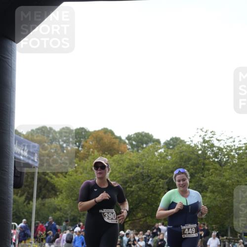 13.09.2026 - Stadtparktriathlon Patografie http://msf.ph/oto/10256055 13.09.2026 11:34:49 Ziel 377, 381, 390, 449 meine-sportfotos.de