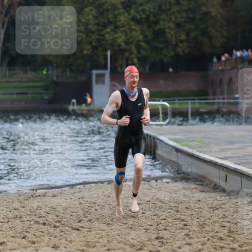 13.09.2026 - Stadtparktriathlon Mo-Foto http://msf.ph/oto/10256056 13.09.2026 10:36:51 Schwimmen 497 meine-sportfotos.de