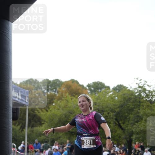 13.09.2026 - Stadtparktriathlon Patografie http://msf.ph/oto/10256063 13.09.2026 11:34:54 Ziel 381, 390, 449 meine-sportfotos.de