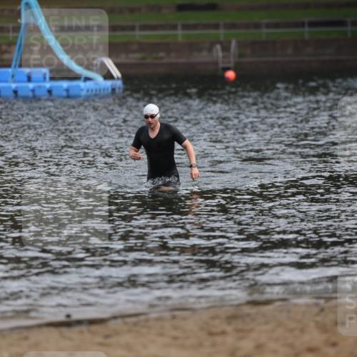 13.09.2026 - Stadtparktriathlon Mo-Foto http://msf.ph/oto/10256078 13.09.2026 10:37:29 Schwimmen  meine-sportfotos.de