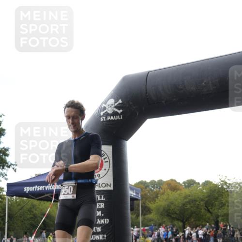 13.09.2026 - Stadtparktriathlon Patografie http://msf.ph/oto/10256084 13.09.2026 11:35:19 Ziel 550 meine-sportfotos.de