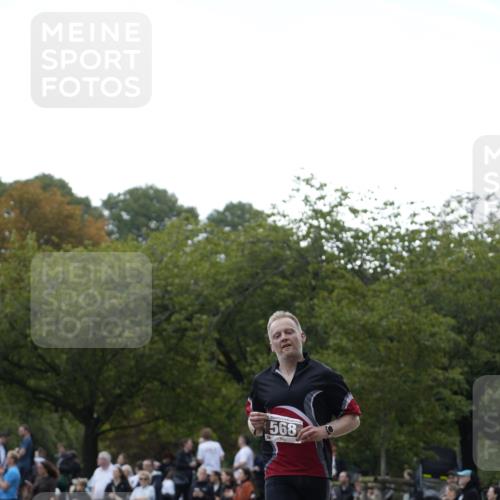 13.09.2026 - Stadtparktriathlon Patografie http://msf.ph/oto/10256092 13.09.2026 11:35:41 Ziel 568 meine-sportfotos.de